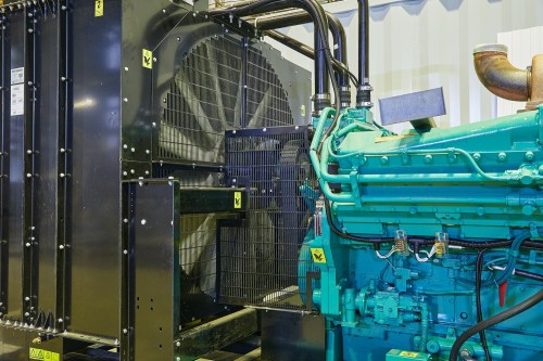 ДГУ Cummins C1675D5 мощностью 1200 кВт в контейнере с пониженным уровнем шума для производителя лекарств «Петровакс» – фото 12 из 45