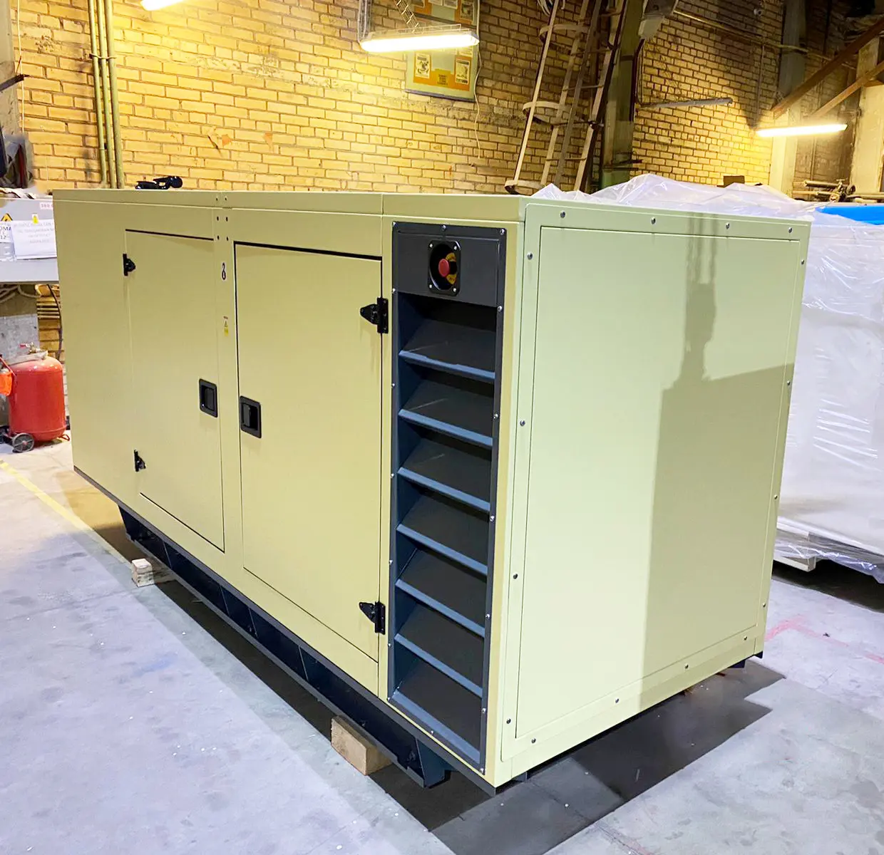 ДЭС 66 кВт в кожухе на шасси для маслоэкстракционного завода в Курске6.jpeg