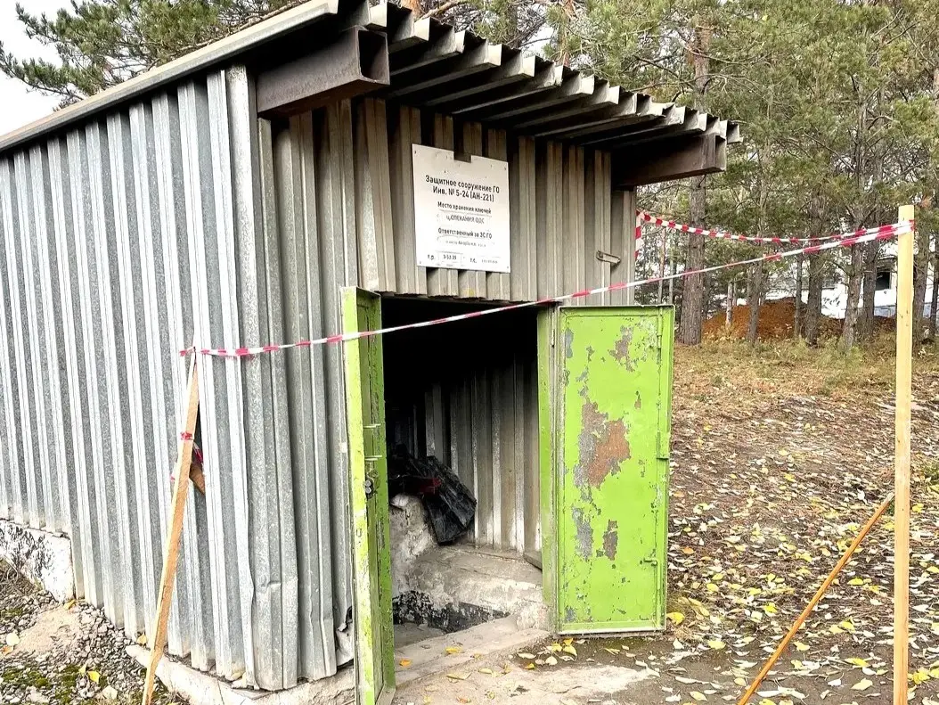 Контейнер с резервуаром для хранения масла.jpg