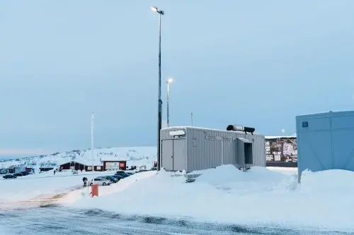 Поставка и ПНР ДГУ контейнерного типа 1500 кВт для горнолыжного комплекса (Мурманская область) – фото 8 из 12