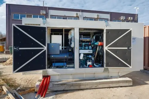 ДГУ 320 кВт, СМР, монтаж кабеля и ВРУ для складов «Катроса Реактив» – фото 11 из 34