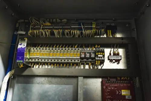 Поставка дизель-генератора 400 кВт на двигателе Doosan для бетонного завода в Петербурге – фото 12 из 15