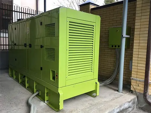 Дизельный генератор мощностью 100 кВт в кожухе в Ставрополь