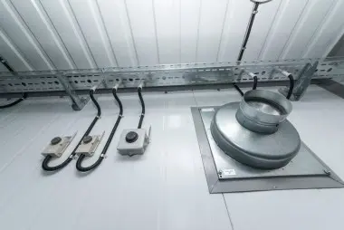 Контейнер из сэндвич панелей – фото 8 из 10