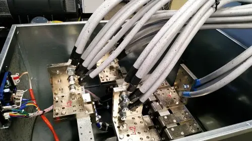 Комплекс ДГУ 3600 кВт (3 шт. по 1200 кВт) для ЦОДа крупнейшей в России компании межоператорского обмена интернет-трафиком ММТС-9 – фото 74 из 94