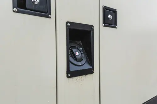 Дизель-генератор 100 кВт в кожухе с АВР для авторемонтной мастерской в Петербурге – фото 24 из 32