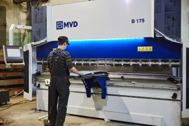 Листогибочный пресс MVD Inan iBend B175-3700 – фото 2 из 5