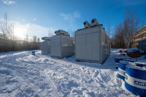 4 контейнера по 12 метров на полозьях для энергоснабжения буровой установки в Сибири – фото 21 из 53