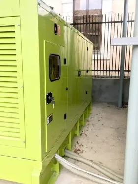 Дизельный генератор мощностью 100 кВт в кожухе в Ставрополь – фото 8 из 25