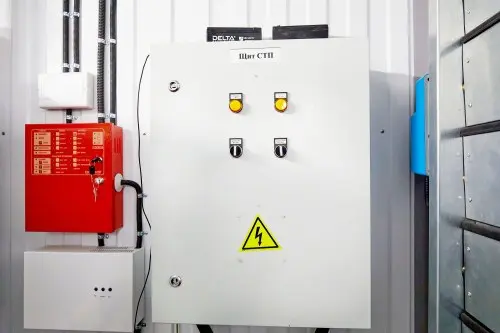 ДГУ Cummins 640 кВт для погрузочного крана в Мурманске – фото 17 из 23