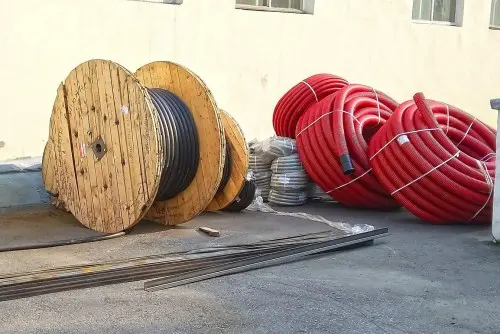 ДГУ мощностью 280 кВт в контейнере на шасси и ИБП 60 кВт для здания Администрации Мурманска – фото 75 из 80