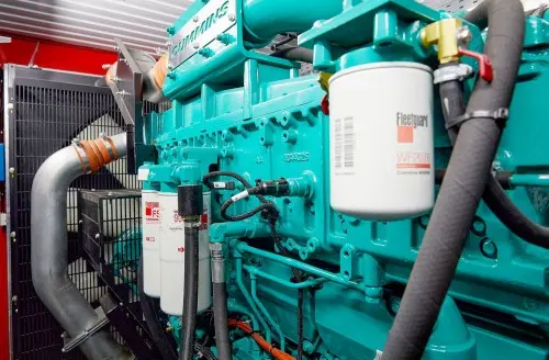 ДГУ Cummins 640 кВт для погрузочного крана в Мурманске – фото 11 из 23