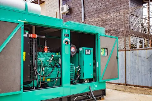 ДГУ Cummins 100 кВт в кожухе с АВР для отеля AMSHIN Pitsunda в Абхазии – фото 6 из 17