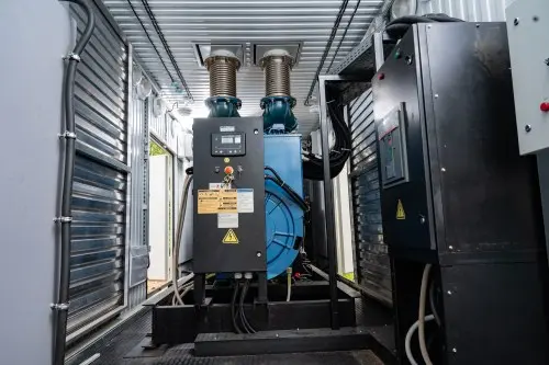 ДЭС 1200 кВт, ИБП 600 кВА, ПНР для строительной компании в Московской области – фото 21 из 27