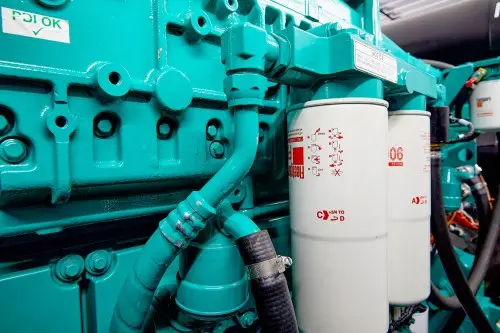 ДГУ Cummins 640 кВт для погрузочного крана в Мурманске – фото 13 из 23