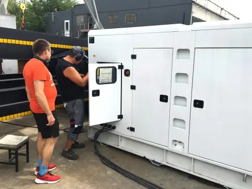 Поставка передвижной ДГУ 250 кВт на автомобиле ГАЗон Next для ООО «Энергии Технологии» (Москва) – фото 6 из 9