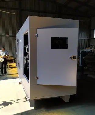 ДЭС Cummins C400D5e мощностью 291 кВт и кастомизированный кожух для Новороссийского морского порта – фото 7 из 8