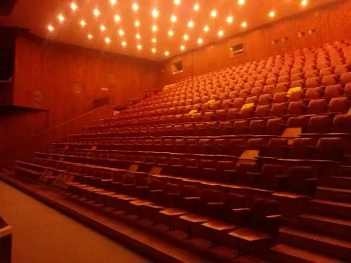Капитальный ремонт концертного зала Мурманске – фото 24 из 30