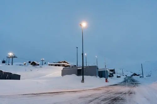 Поставка и ПНР ДГУ контейнерного типа 1500 кВт для горнолыжного комплекса (Мурманская область) – фото 9 из 12