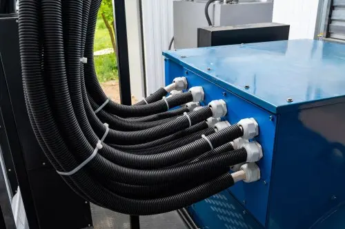 ДЭС 1200 кВт, ИБП 600 кВА, ПНР для строительной компании в Московской области – фото 23 из 27