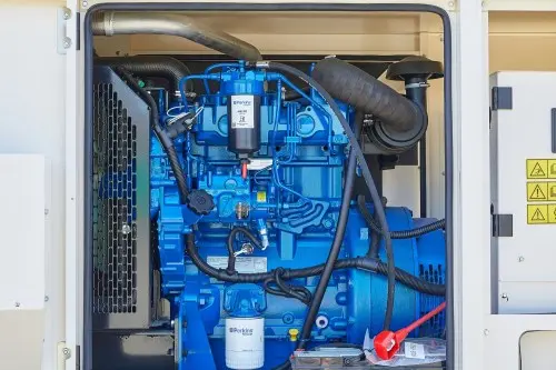 Дизельная электростанция 24 кВт в кожухе с АВР для коттеджа в Репино – фото 6 из 24