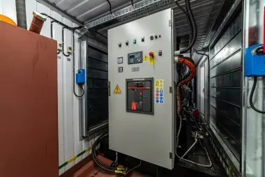 Комплекс ДГУ 3600 кВт (3 шт. по 1200 кВт) для крупнейшей в России компании межоператорского обмена интернет-трафиком ММТС-9 – фото 15 из 35