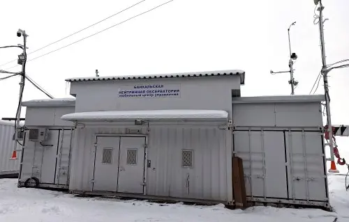 ДГУ 320 кВт на полозьях для нейтринного телескопа Baikal-GVD (астрономические исследования ОИЯИ) – фото 23 из 27