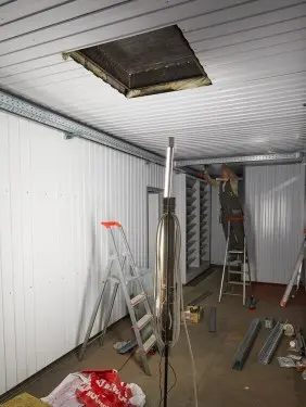 Контейнер типа «Север» 10 м  с камерами шумоглушения и конструкцией для снижения шума глушителей ДГУ для НПО Петровакс Фарм – фото 10 из 27