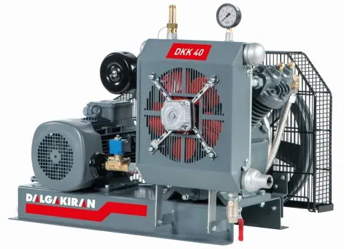 Компрессор поршневой DKKB 40  (без пульта управления) мощностью 11 кВт