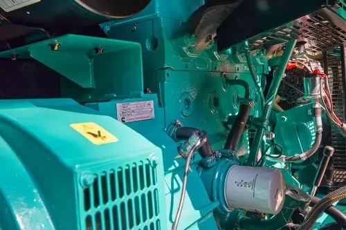 ДЭС Cummins C66D в кожухе мощностью 48 кВт с АВР для коттеджа в Курортном районе Санкт-Петербурга – фото 10 из 24