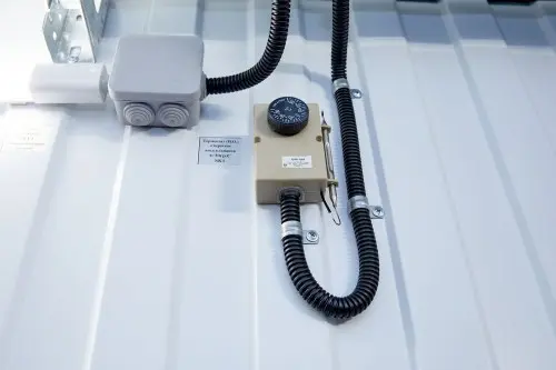 Два контейнера для ДГУ 420 и 600 кВт для резерва шахтового оборудования – фото 7 из 10