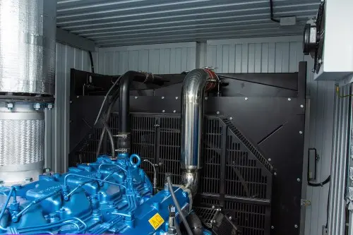 Поставка двух ДЭС с системой подмешивания топливного газа общей мощностью 1040 кВт: модернизация автономной генерации в Иркутской области – фото 12 из 102