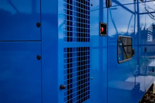 Дизель-генератор SDMO 320 кВт кожухе для отеля Апсара в Абхазии – фото 10 из 17