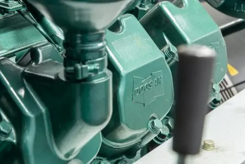 ДЭС 440 кВт на южнокорейском двигателе Doosan в контейнере для БТС – фото 31 из 48