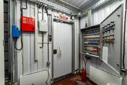 Комплекс ДГУ 3600 кВт (3 шт. по 1200 кВт) для ЦОДа крупнейшей в России компании межоператорского обмена интернет-трафиком ММТС-9 – фото 50 из 94