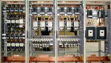 РУ-0,4кВ, номинальный ток 6300А, два рабочих ввода на две секции сборных шин с АВР – фото 4 из 5