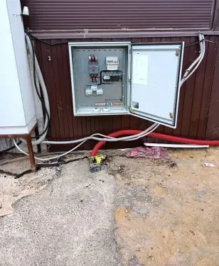 ДГУ 320 кВт, СМР, монтаж кабеля и ВРУ для складов «Катроса Реактив» – фото 30 из 34