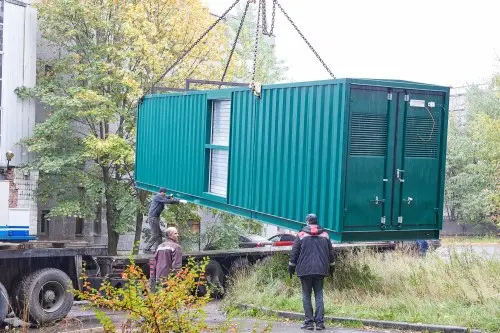Две высоковольтных ДЭС по 1200 кВт 10,5 кВ в контейнерах для объекта – фото 10 из 25