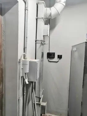 ДЭС 40 кВт с защищенным от утечек топливным баком для участка в Москве – фото 13 из 17