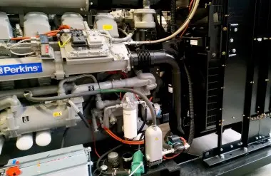 Комплекс ДГУ 3600 кВт (3 шт. по 1200 кВт) для крупнейшей в России компании межоператорского обмена интернет-трафиком ММТС-9 – фото 18 из 35