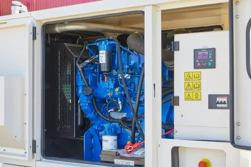 Дизельная электростанция 24 кВт в кожухе с АВР для коттеджа в Репино – фото 8 из 24