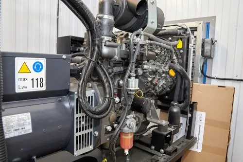 Дизель-генератор 13,6 кВт с японским двигателем Yanmar для питания насоса в условиях низких температур на производстве в Якутии – фото 13 из 18