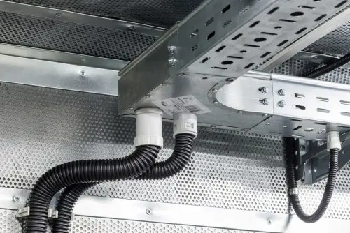 ДГУ мощностью 280 кВт в контейнере на шасси и ИБП 60 кВт для здания Администрации Мурманска – фото 28 из 80