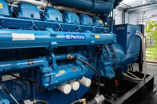 ДЭС 1200 кВт, ИБП 600 кВА, ПНР для строительной компании в Московской области – фото 20 из 27