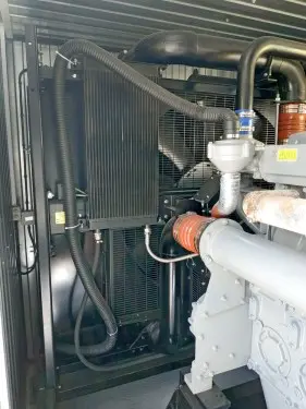 ДГУ Perkins 800 кВт для Бокситогорского глиноземного завода (РУСАЛ) – фото 18 из 53