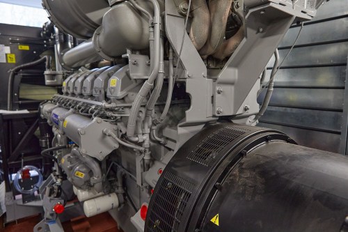 Автономный генерирующий центр (АГЦ) из трех ДГУ общей мощностью 3600 кВт для складского комплекса Wildberries – фото 41 из 93