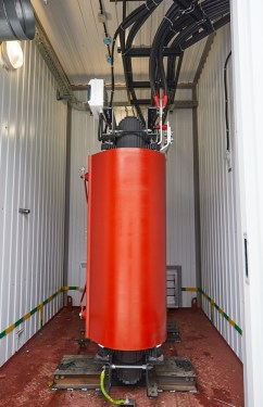 4 контейнера по 12 метров на полозьях для энергоснабжения буровой установки в Сибири – фото 38 из 53