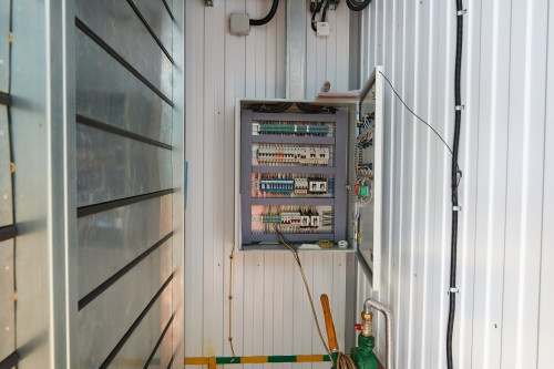 Контейнер типа «Север» 10 м  с камерами шумоглушения и конструкцией для снижения шума глушителей ДГУ для НПО Петровакс Фарм – фото 16 из 27