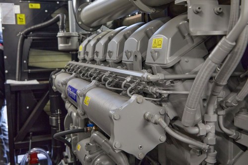 Автономный генерирующий центр (АГЦ) из трех ДГУ общей мощностью 3600 кВт для складского комплекса Wildberries – фото 43 из 93