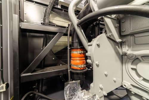 ДГУ 818 кВт с британским двигателем Perkins и генератором Stamford в контейнере для ТРК PLAZMA в Мурманске – фото 30 из 70